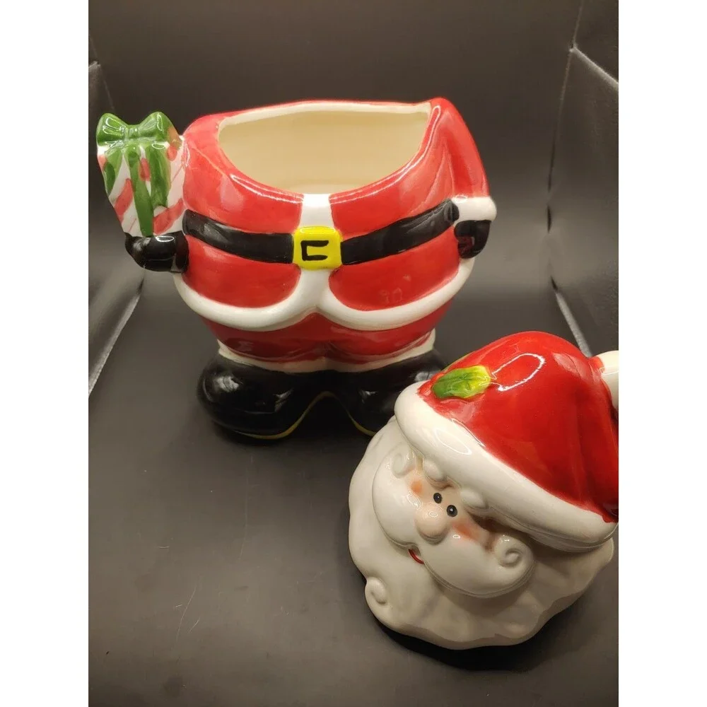 Rare Discountinued David’s Handpainted Santa Cookie Jar